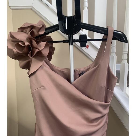 Sam And Jess Floral Applique Sleeveless Evening Gown - ACORN CHESTNUT Size 6 - Picture 10 of 15